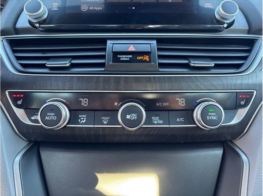 Used 2019 Honda Accord EX-L image 18