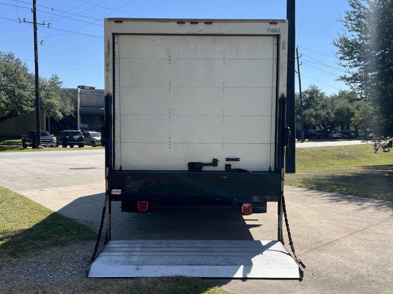 Used 2017 Ford E-350 and Econoline 350 Super Duty image 6