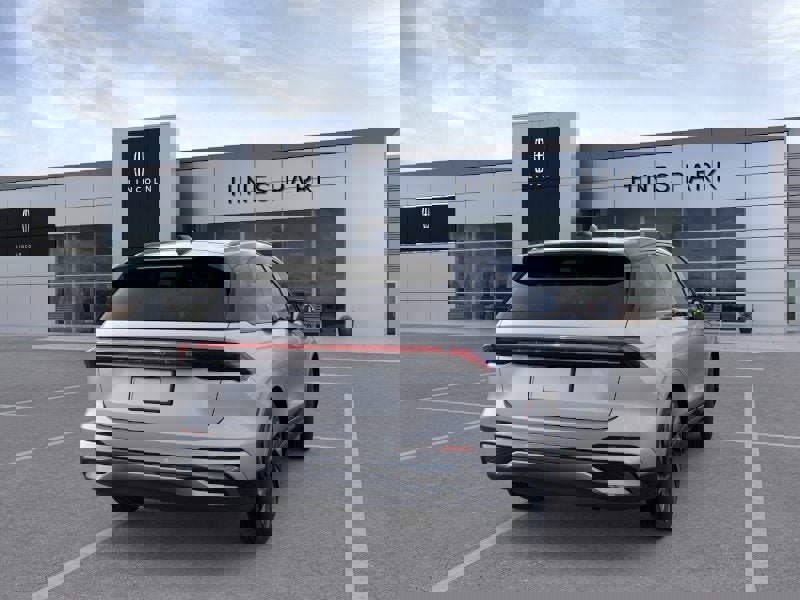 New 2026 Lincoln Nautilus Reserve w/ Jet Appearance Package AWD/4WD image 8