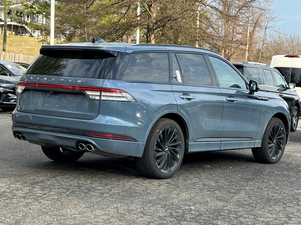 New 2026 Lincoln Aviator Reserve w/ Luxury Package AWD/4WD image 4