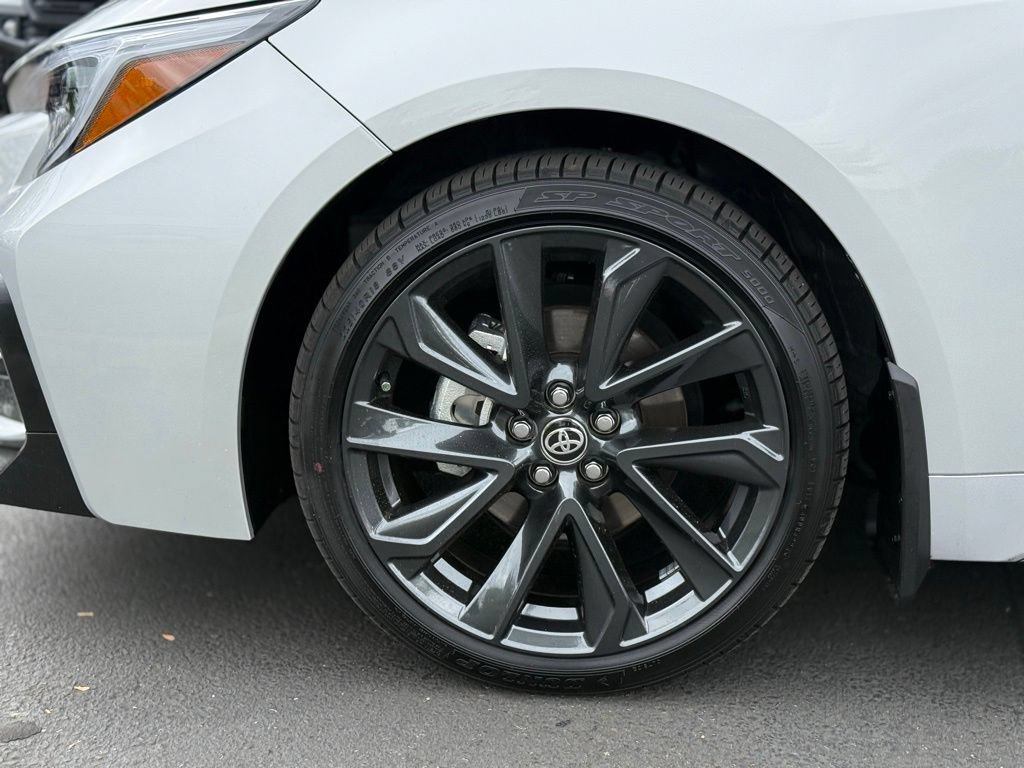 Certified 2025 Toyota Corolla XSE FWD image 9