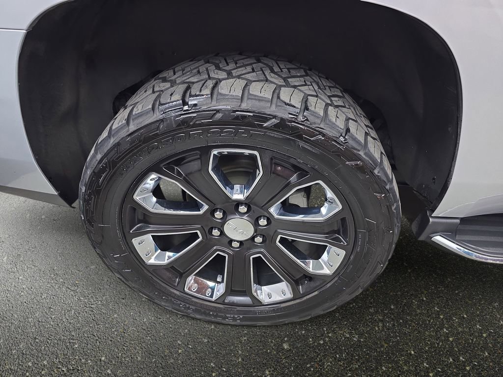 Used 2016 GMC Yukon Denali w/ Open Road Package image 33