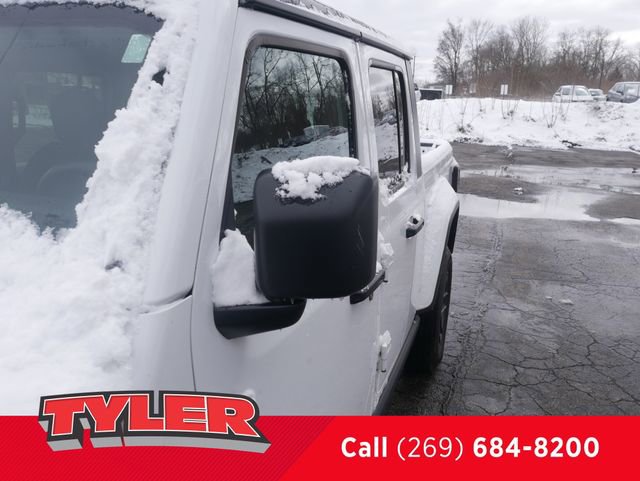 Used 2024 Jeep Gladiator Sport image 14