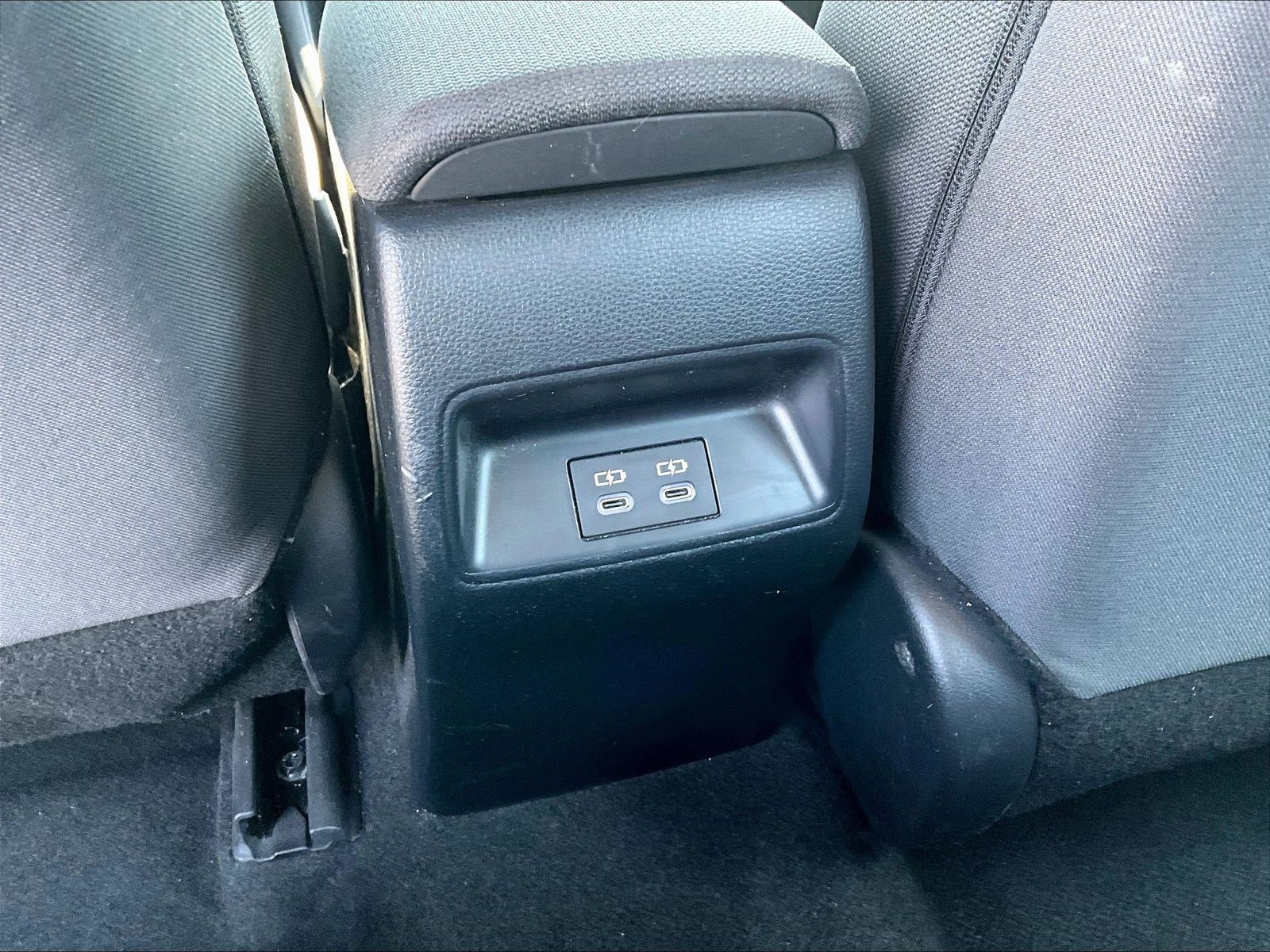 Used 2023 Toyota Corolla LE FWD image 10