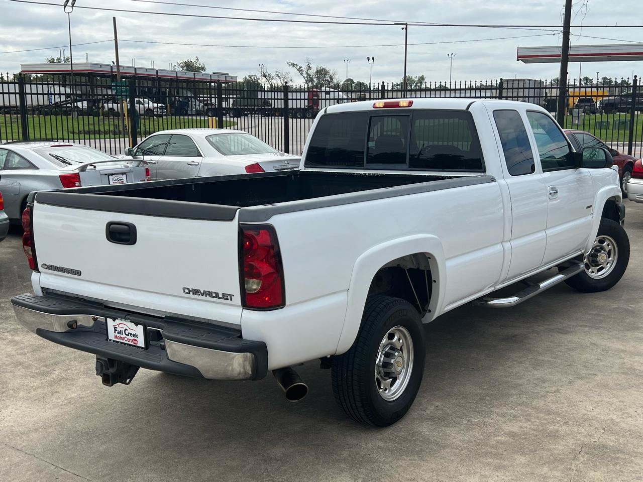 Used 2005 Chevrolet Silverado 2500 LS w/ Heavy-Duty Power Package RWD image 44