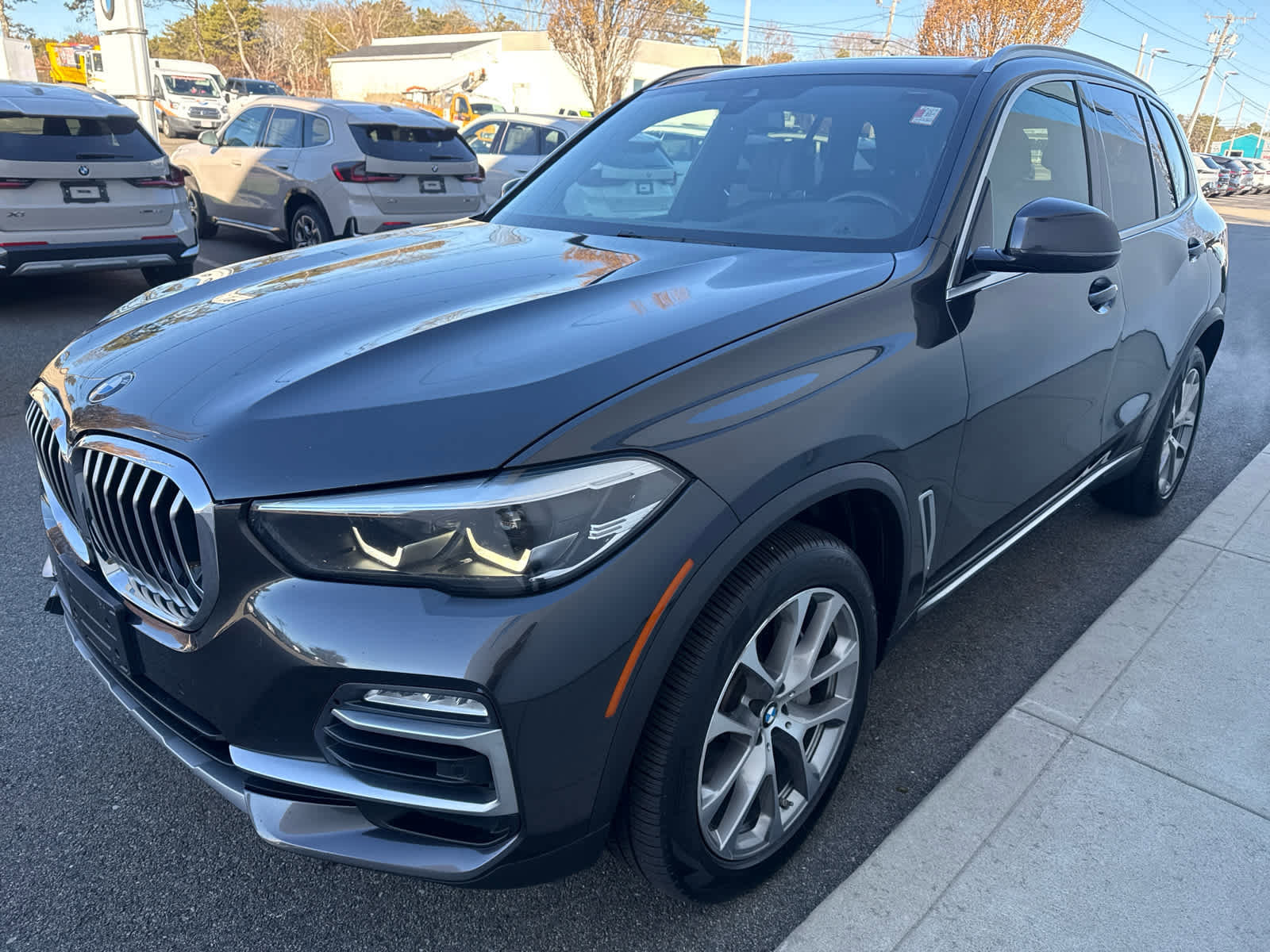 Used 2019 BMW X5 xDrive50i w/ Off-Road Package image 9
