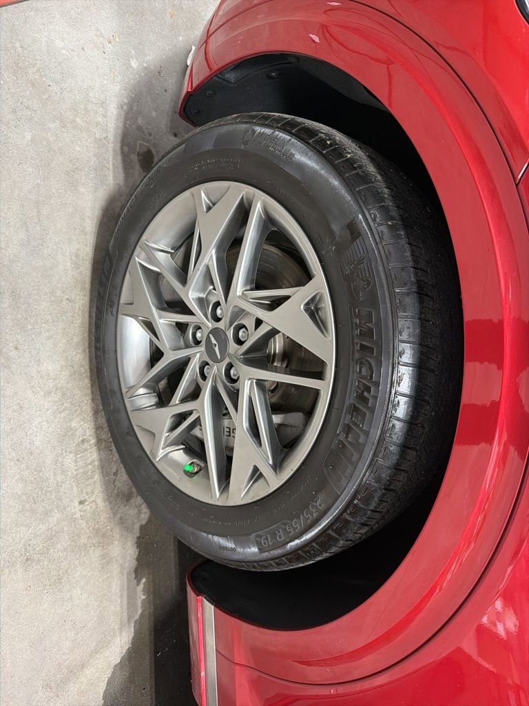 Used 2025 Genesis GV70 2.5T image 10