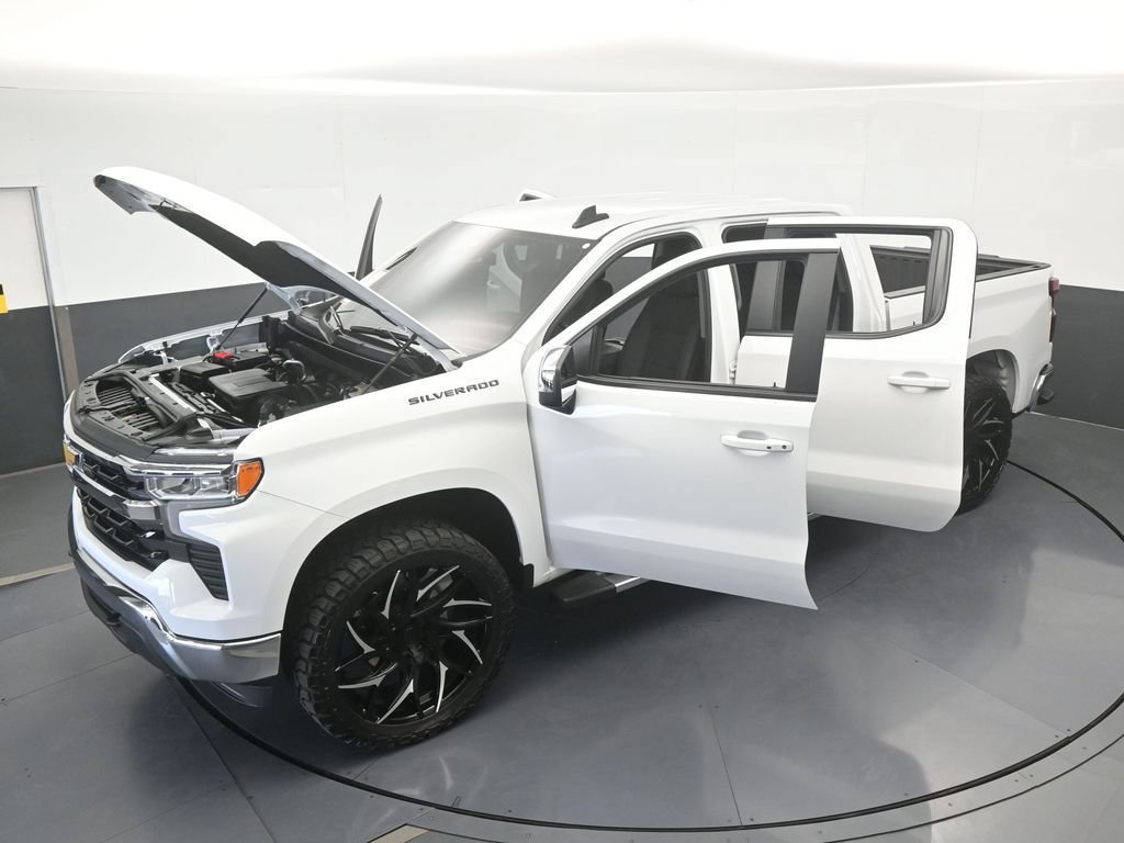 Used 2026 Chevrolet Silverado 1500 LT AWD/4WD image 66