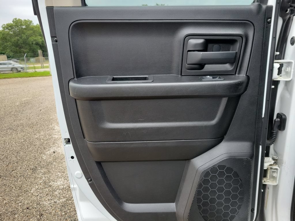 Used 2019 RAM 1500 Express w/ Wheel & Sound Group AWD/4WD image 10