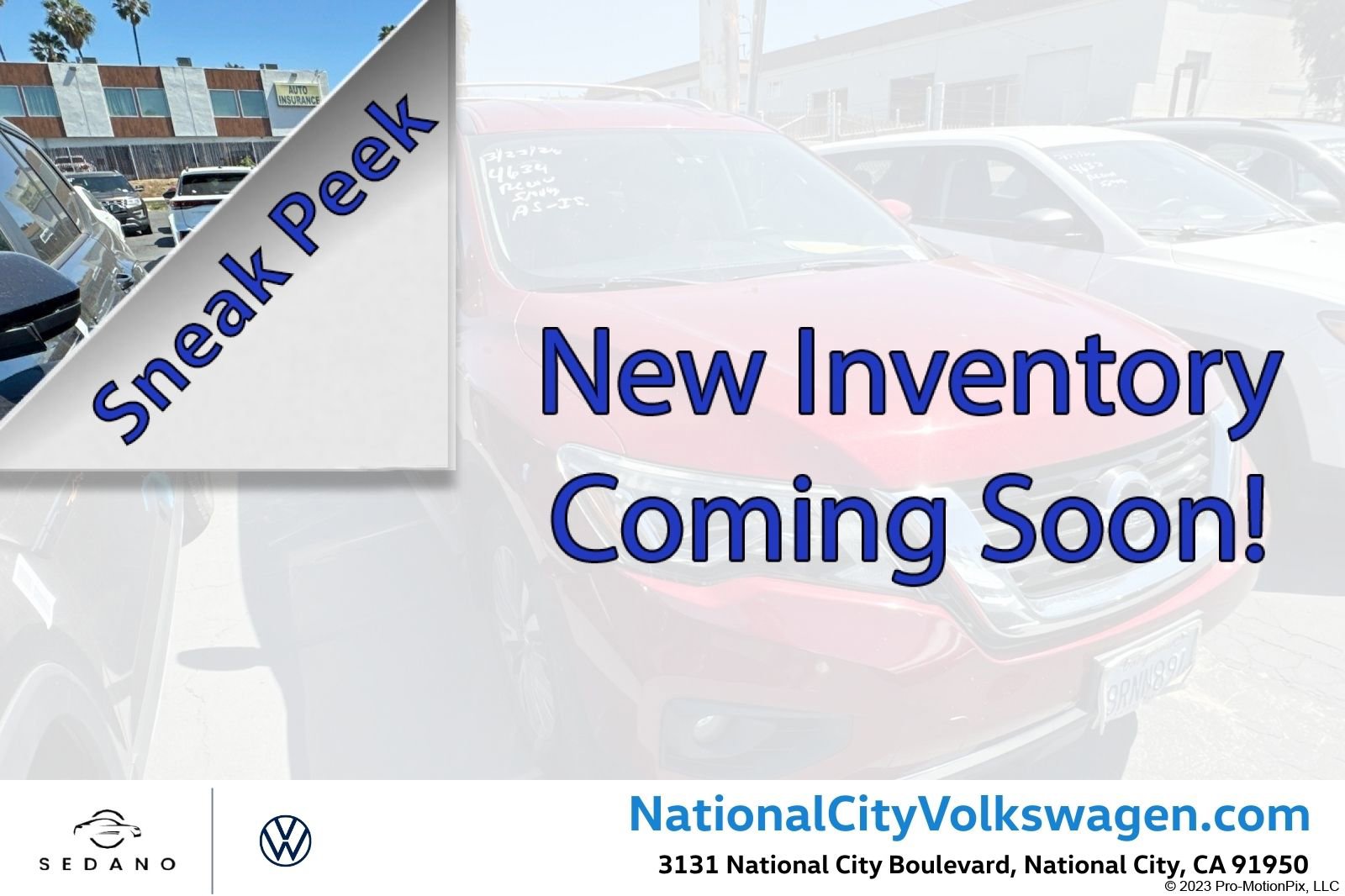 Used 2020 Nissan Pathfinder SV image 1