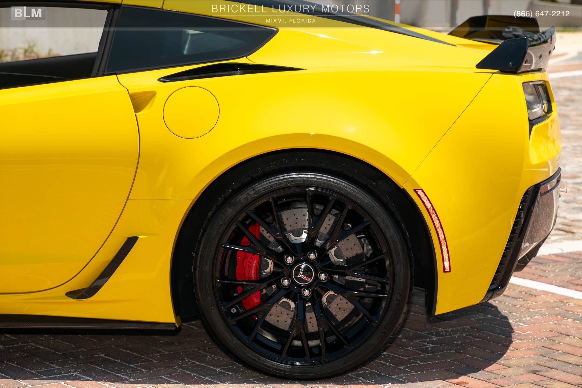 Used 2015 Chevrolet Corvette Z06 w/ 3LZ Preferred Equipment Group RWD image 45