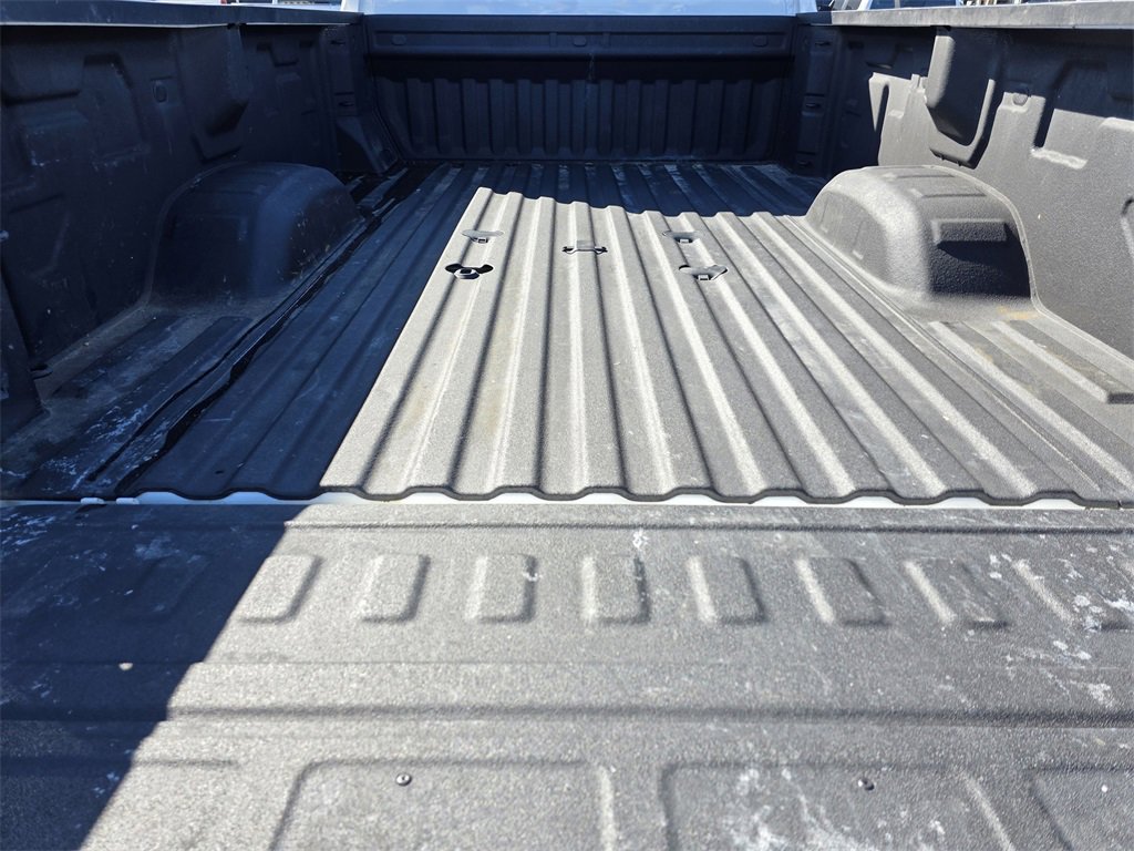 Used 2024 GMC Sierra 3500 Pro image 11