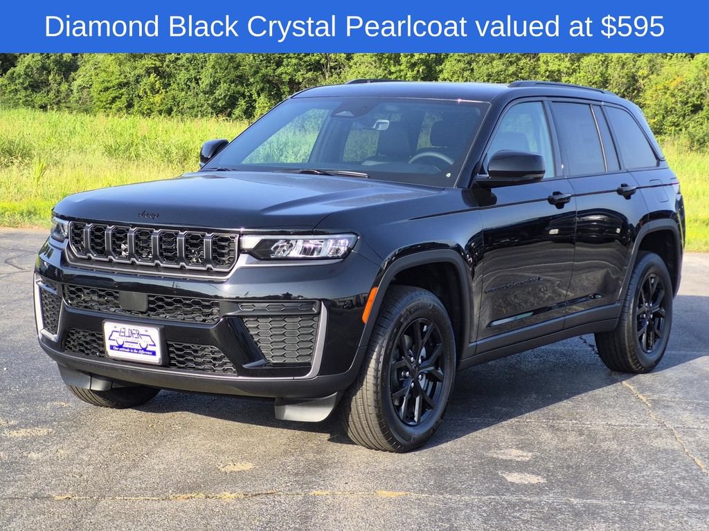 New 2026 Jeep Grand Cherokee Altitude RWD image 3