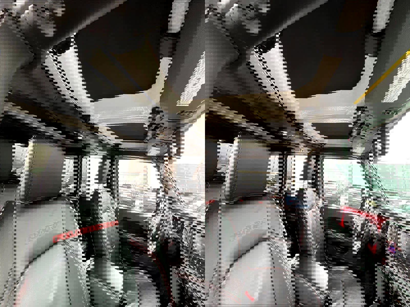 Used 2018 Jeep Wrangler Unlimited Rubicon image 22