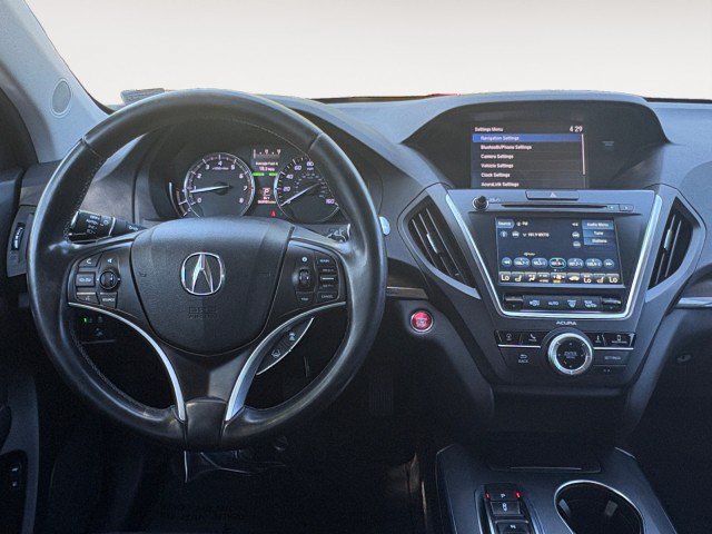 Used 2020 Acura MDX w/ Technology Package FWD image 2