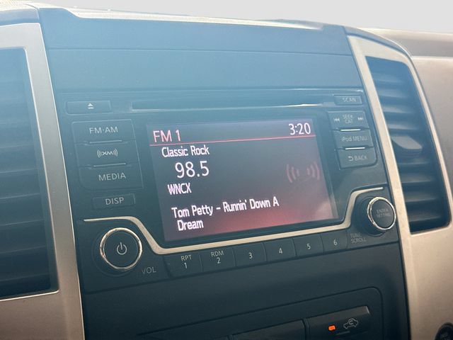 Used 2018 Nissan Frontier SV AWD/4WD image 14