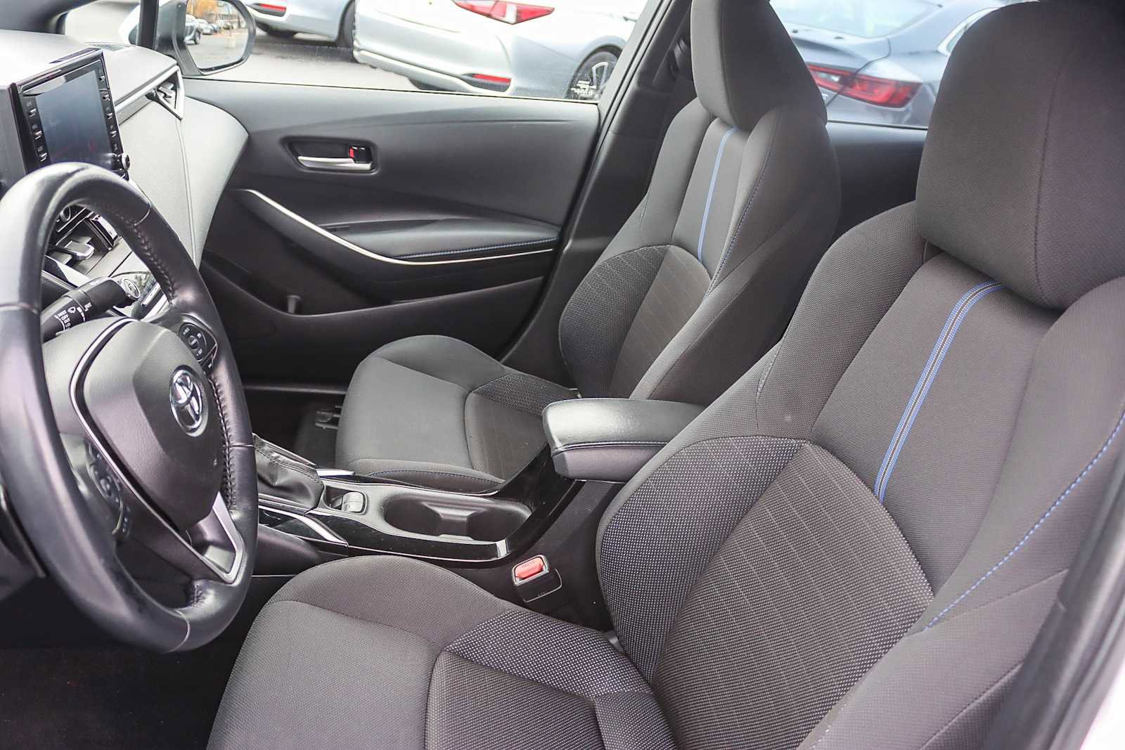 Used 2022 Toyota Corolla SE w/ Carpet Mat Package (TMS) image 15
