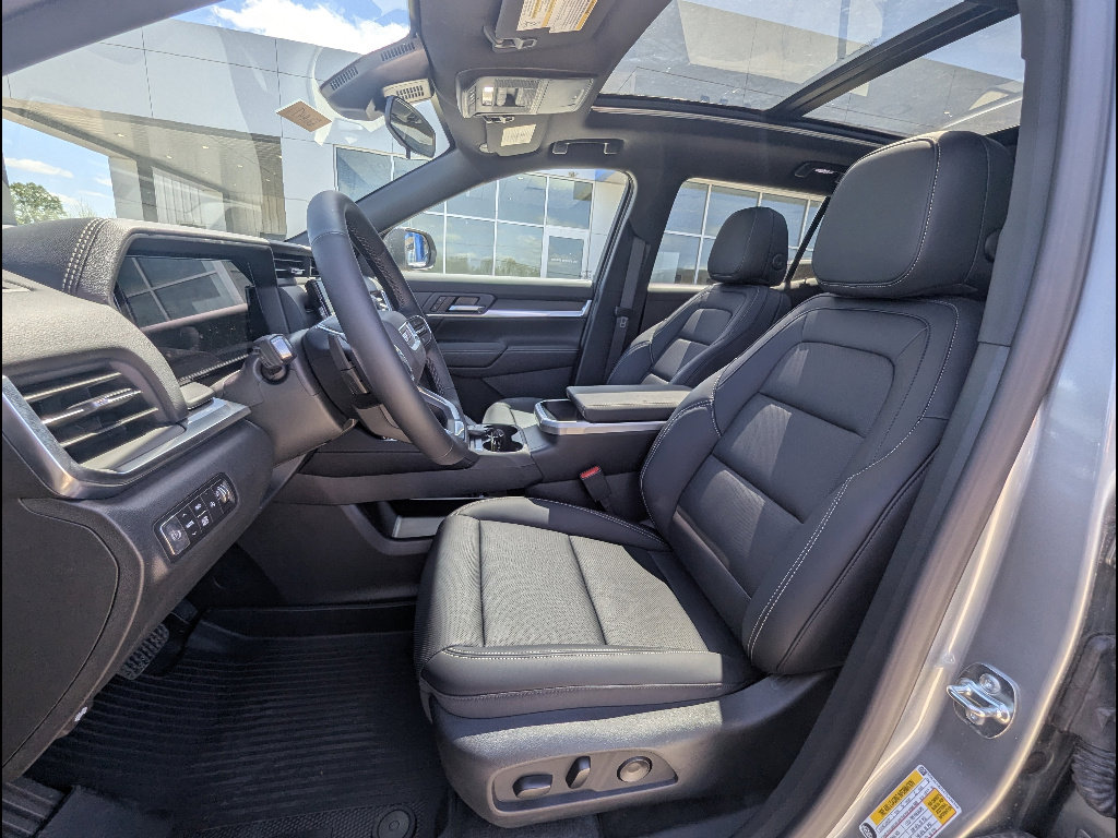 New 2026 GMC Terrain Elevation w/ Elevation Premium Package image 12