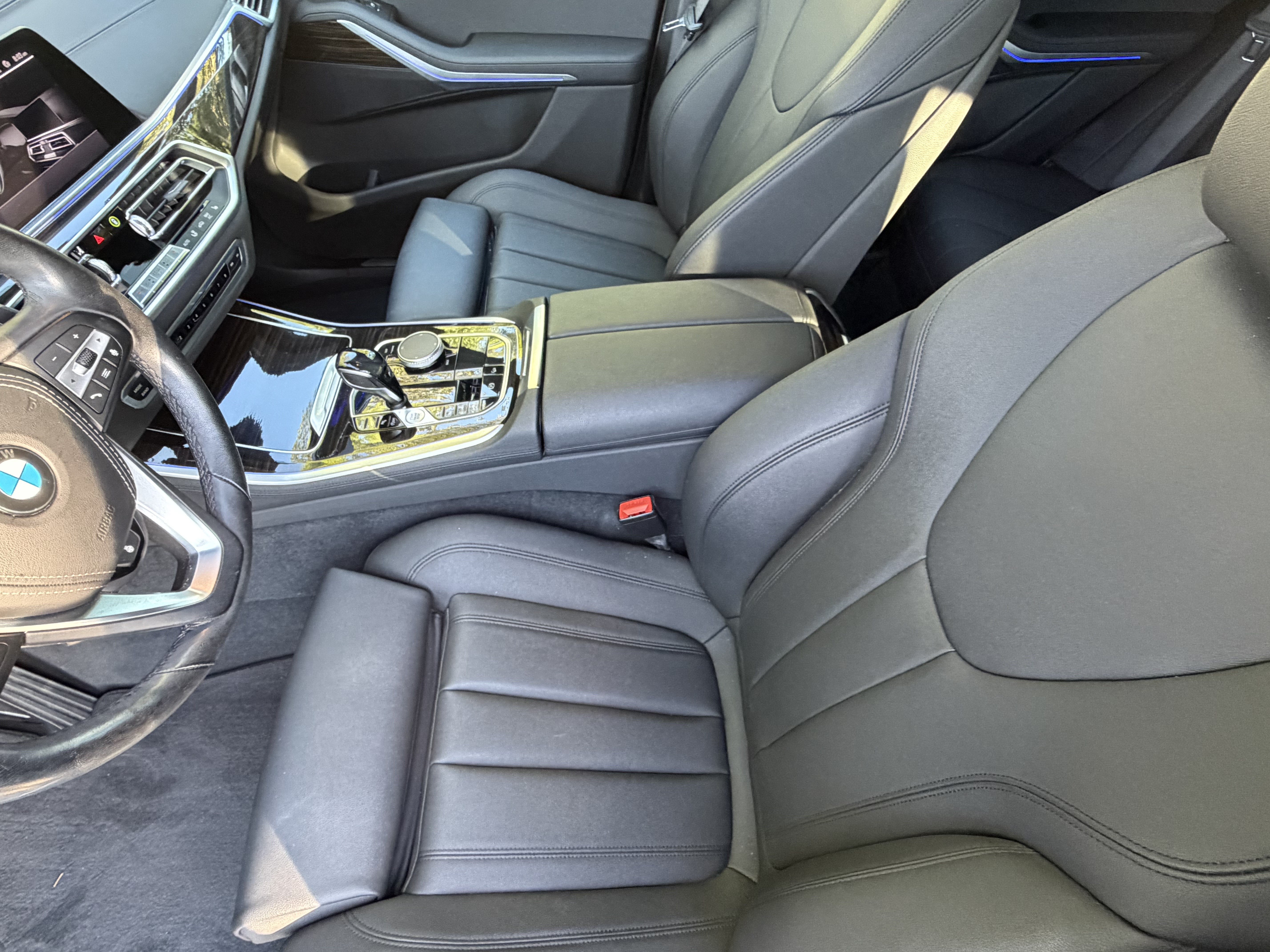 Used 2020 BMW X5 xDrive40i w/ Convenience Package AWD/4WD image 16