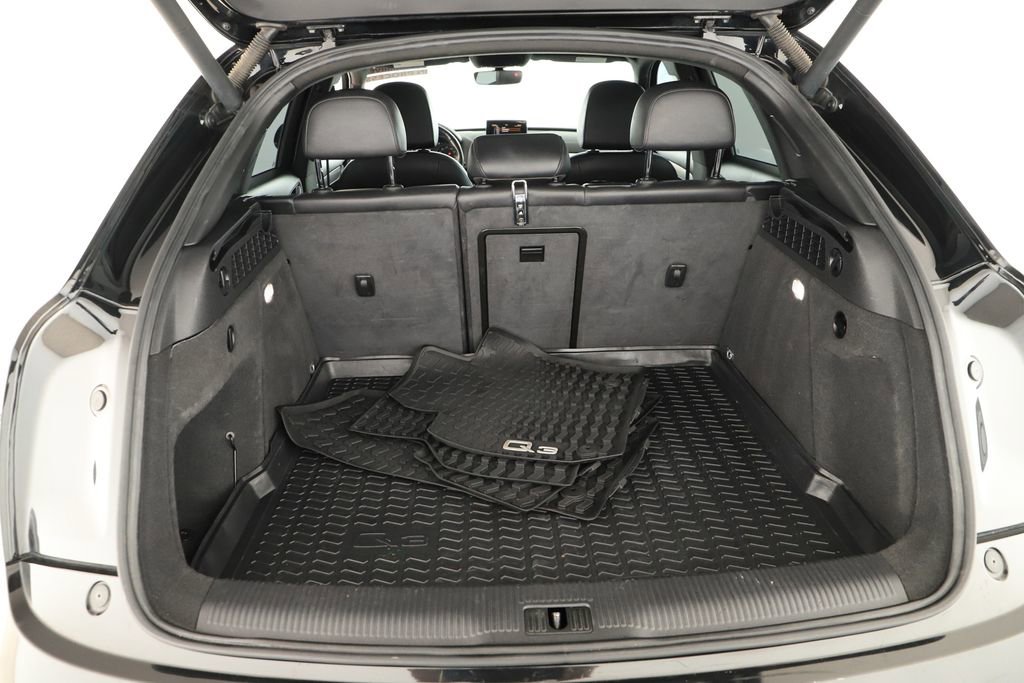Used 2018 Audi Q3 2.0T Premium w/ Convenience Package image 29