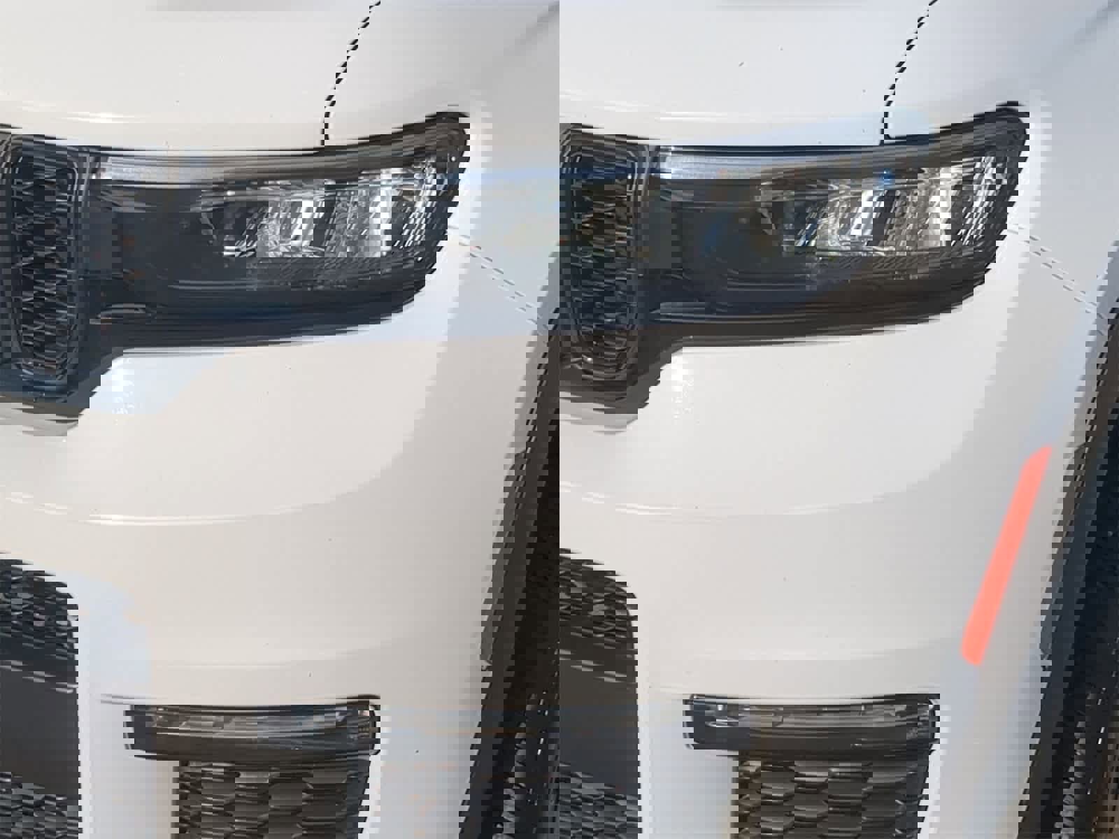 Certified 2022 Jeep Grand Cherokee L Limited w/ Black Appearance Package image 18