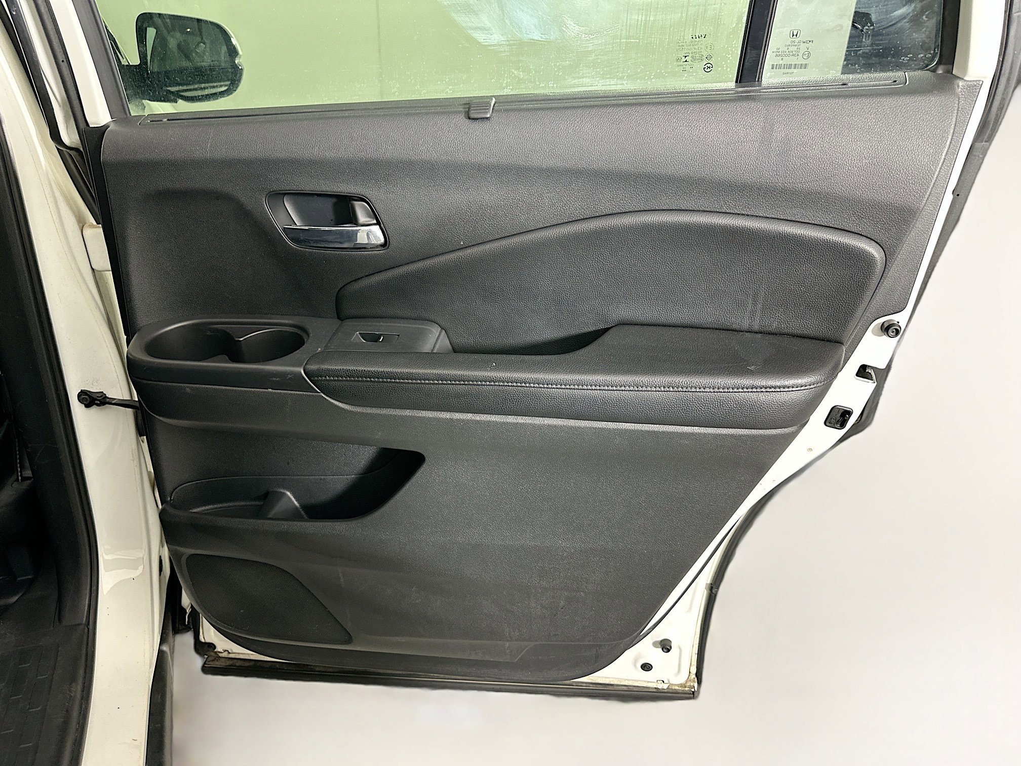 Used 2016 Honda Pilot Elite image 34