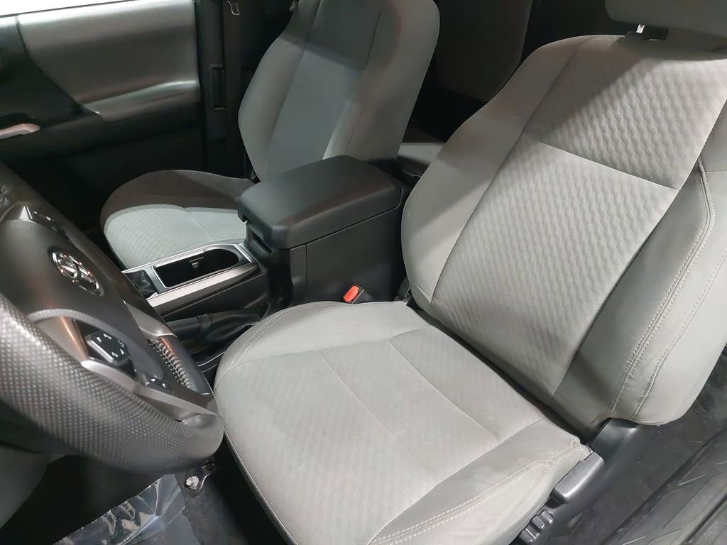 Used 2022 Toyota Tacoma SR5 image 13