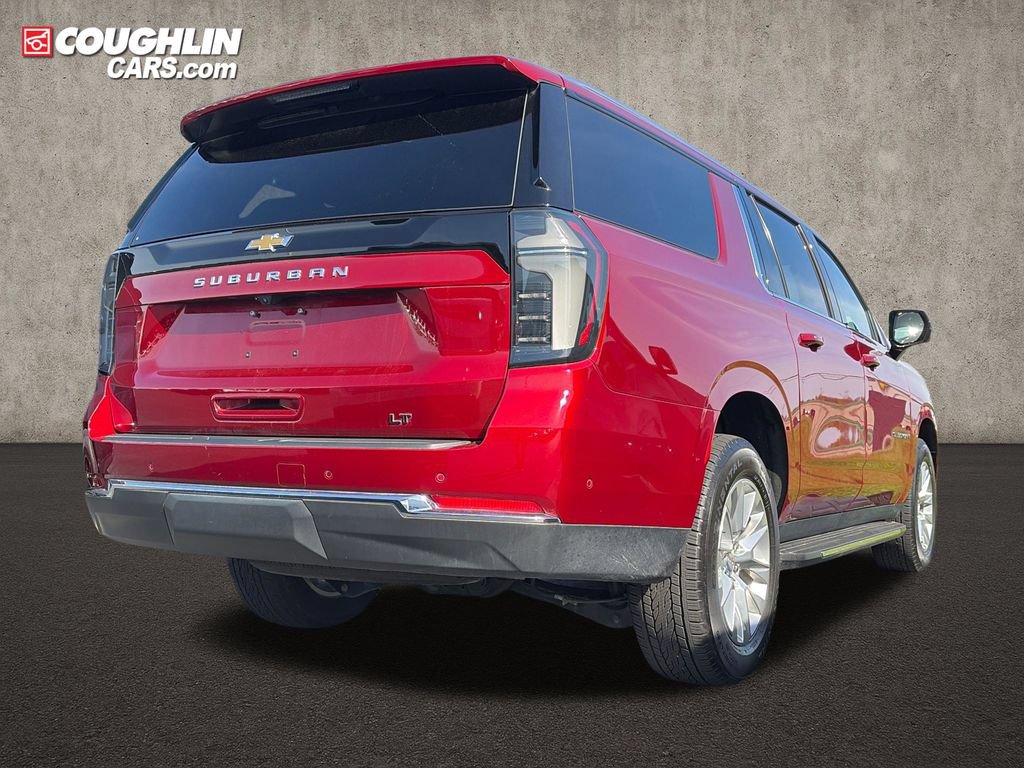 Used 2025 Chevrolet Suburban LT w/ Comfort Package AWD/4WD image 8