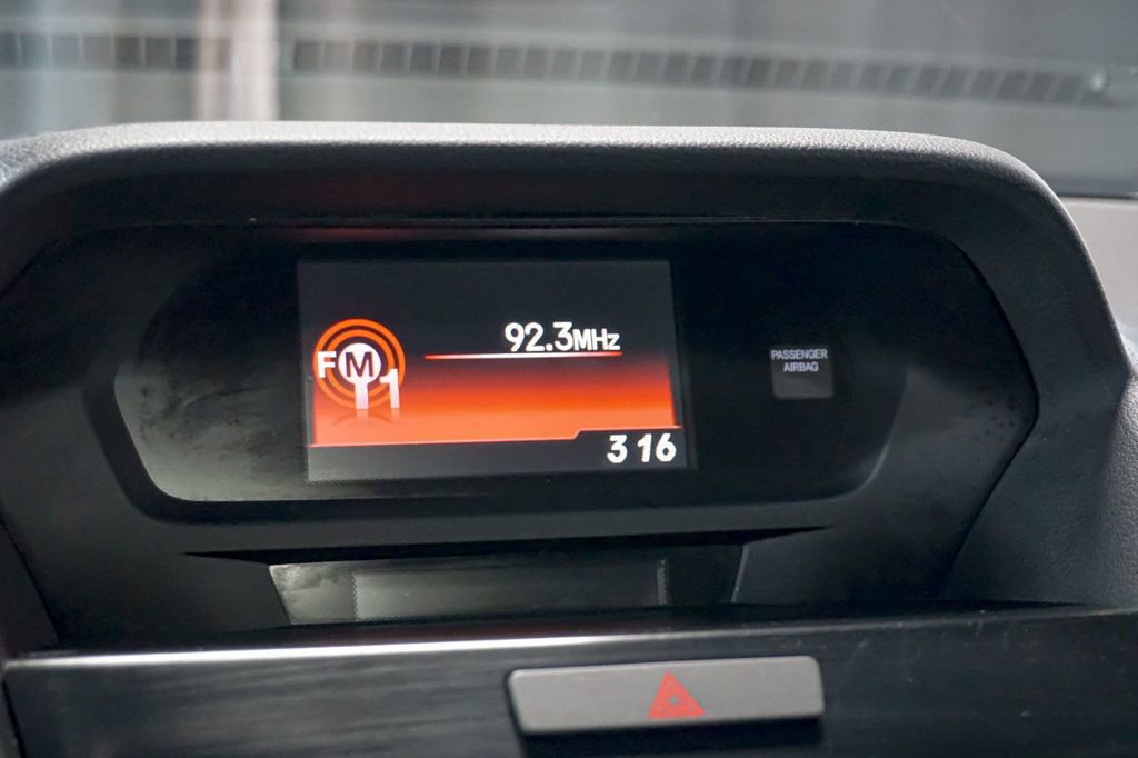 Used 2014 Acura ILX w/ Premium Package image 17