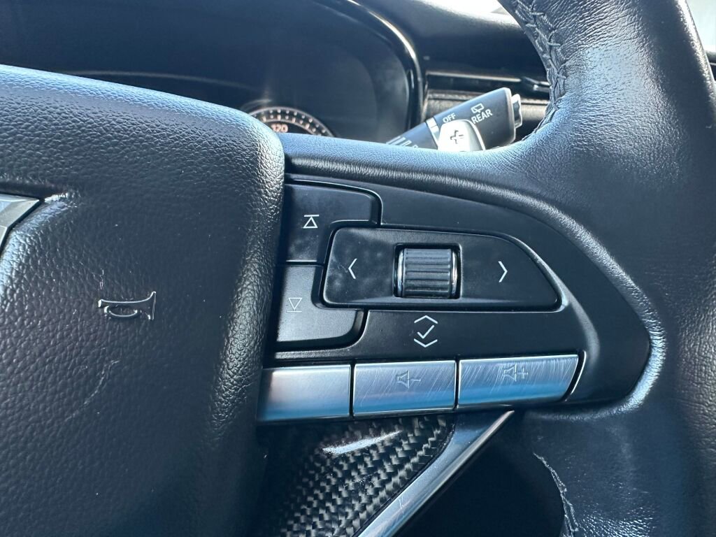 Used 2020 Cadillac XT6 Sport image 16