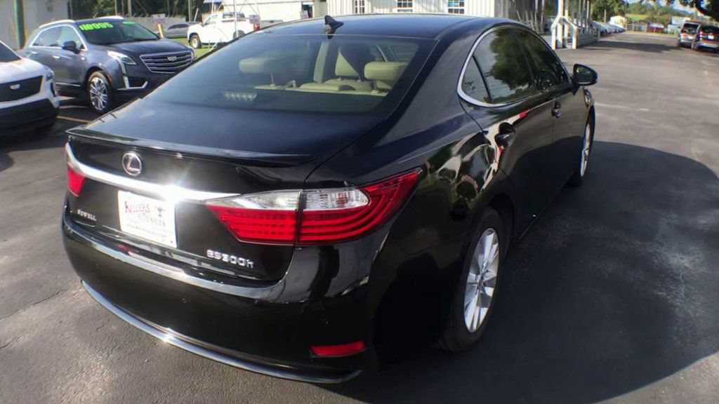 Used 2013 Lexus ES 300h w/ Luxury Pkg FWD image 8