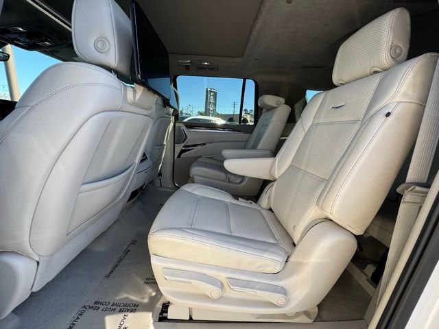 Certified 2025 Cadillac Escalade ESV Sport Platinum image 33