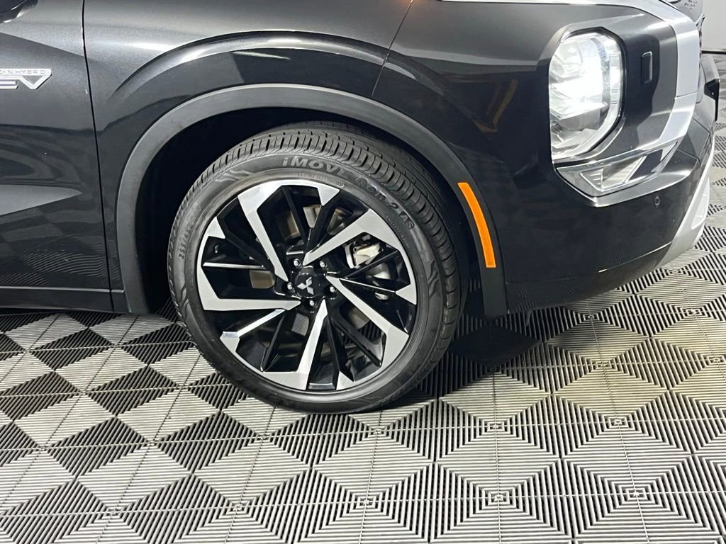 Used 2024 Mitsubishi Outlander SEL image 6