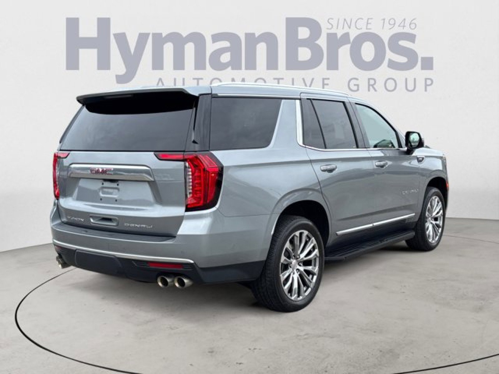 Used 2023 GMC Yukon Denali w/ Advanced Technology Package image 3