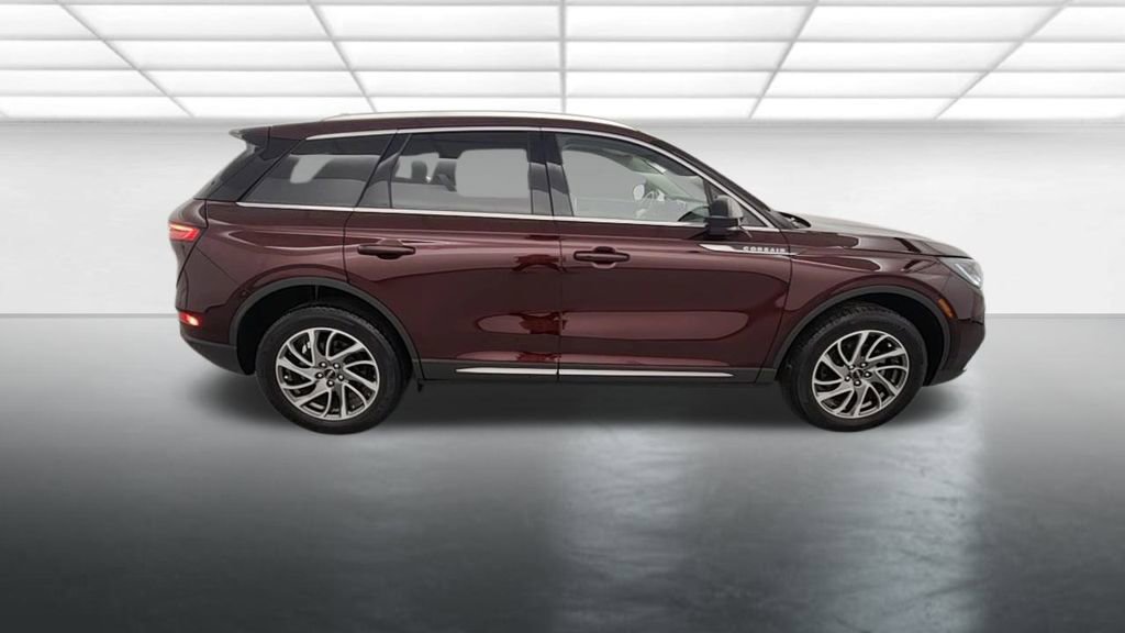 Used 2021 Lincoln Corsair FWD w/ Equipment Group 101A image 8