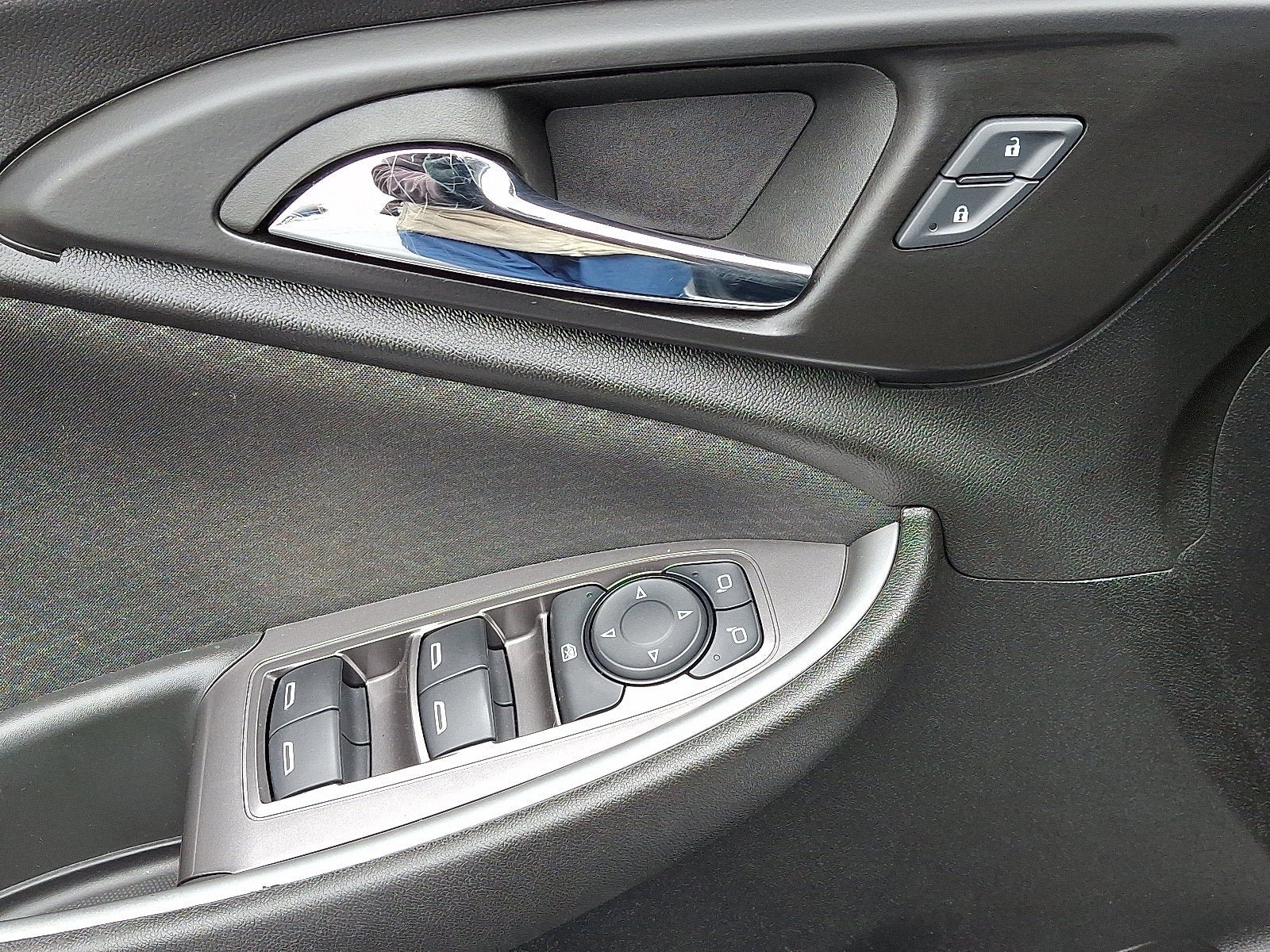 Used 2024 Chevrolet Malibu RS w/ LPO, Floor Liner Package FWD image 11