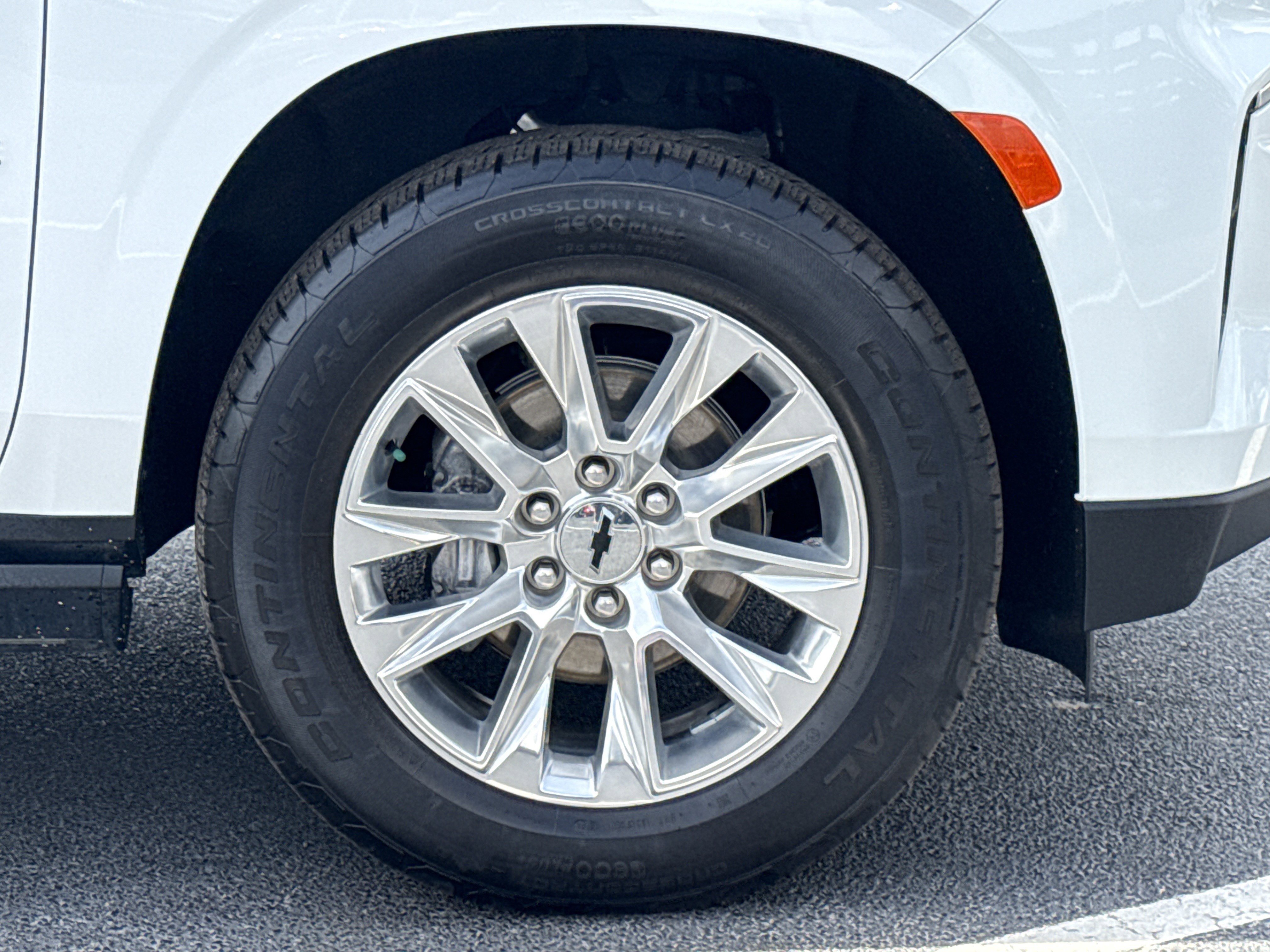 Used 2024 Chevrolet Tahoe Premier w/ Premium Package 2 image 13