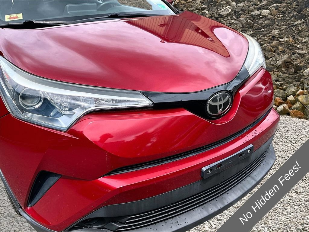 Used 2019 Toyota C-HR LE FWD image 23