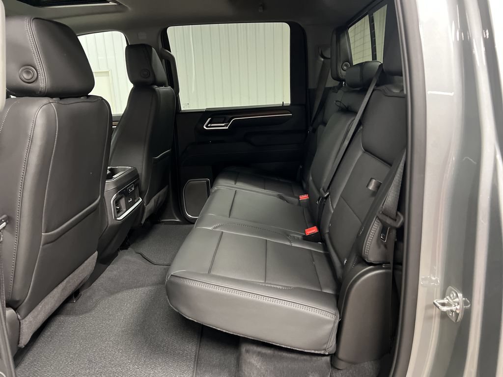 New 2026 GMC Sierra 2500 Denali w/ Denali Reserve Package AWD/4WD image 13