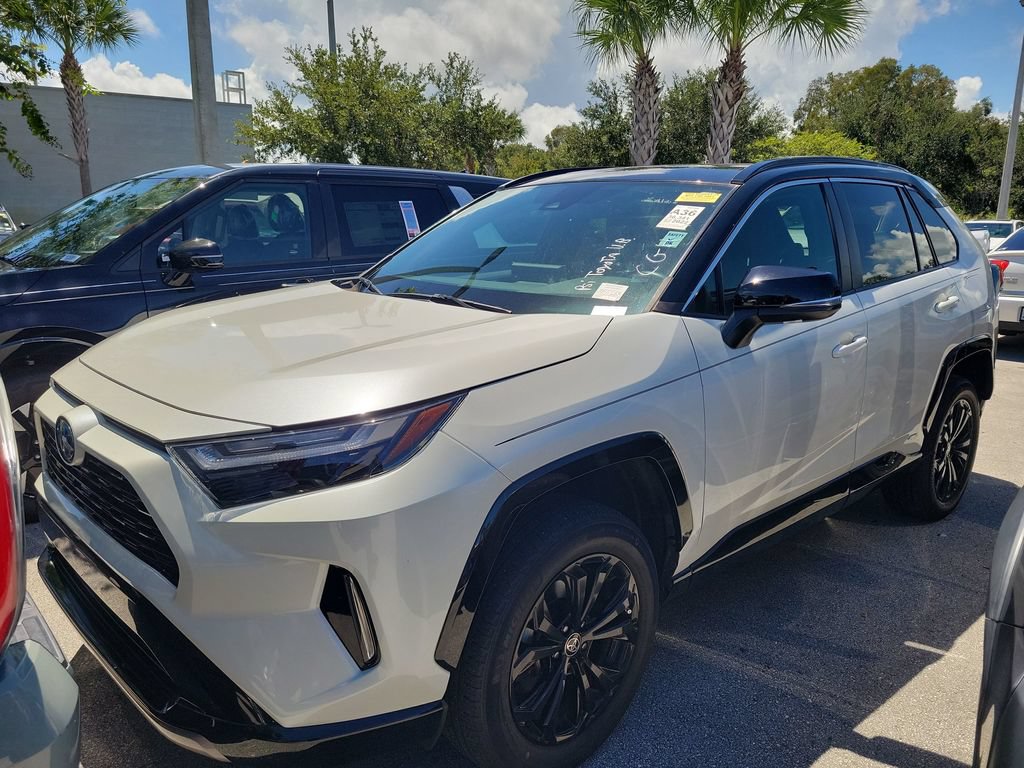 Certified 2022 Toyota RAV4 XSE AWD/4WD image 3