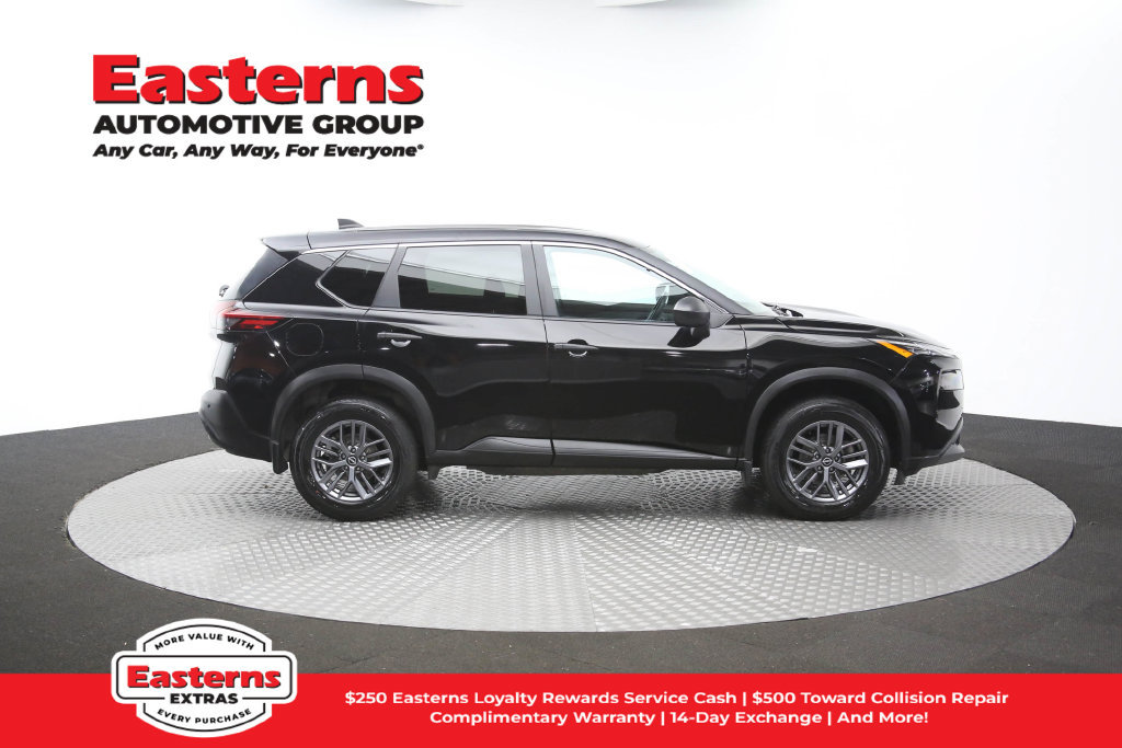 Used 2023 Nissan Rogue S AWD/4WD image 45