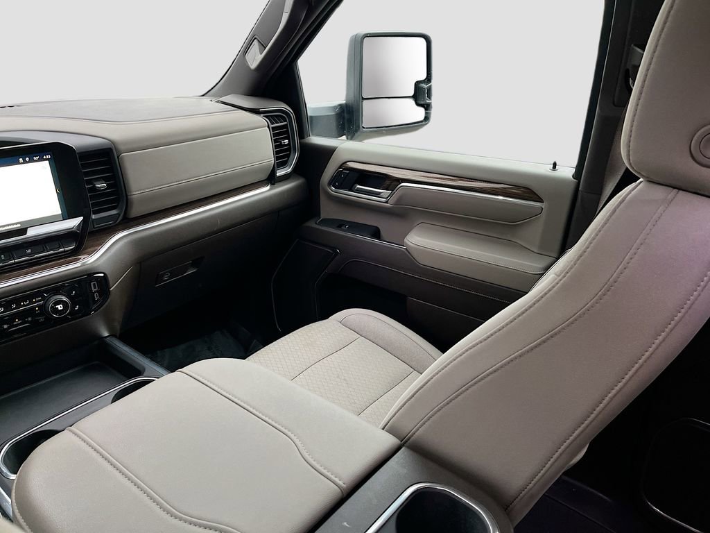 Used 2024 Chevrolet Silverado 2500 LT w/ Safety Package image 22