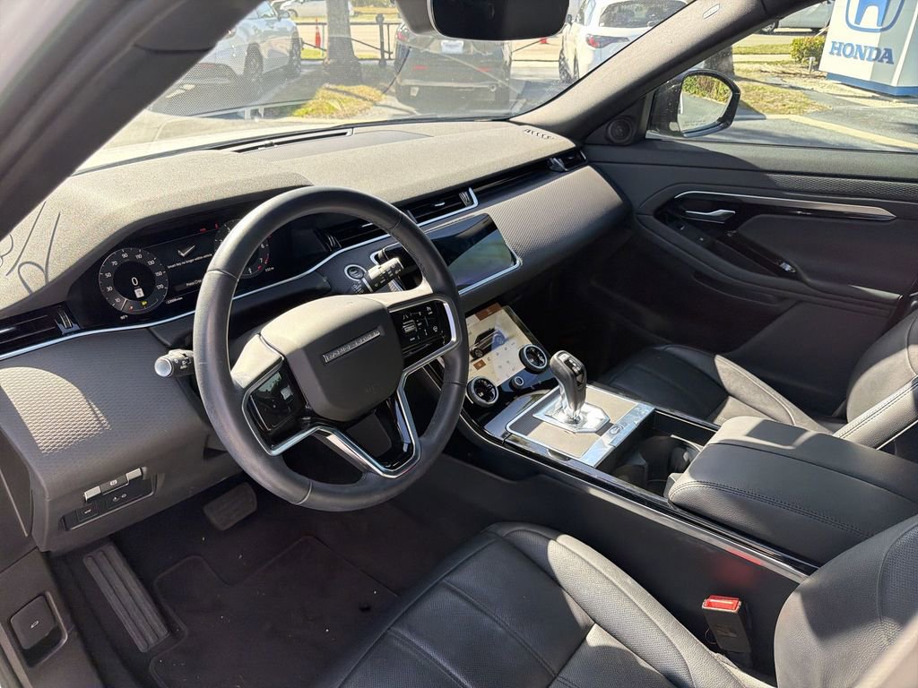 Used 2023 Land Rover Range Rover Evoque S image 24