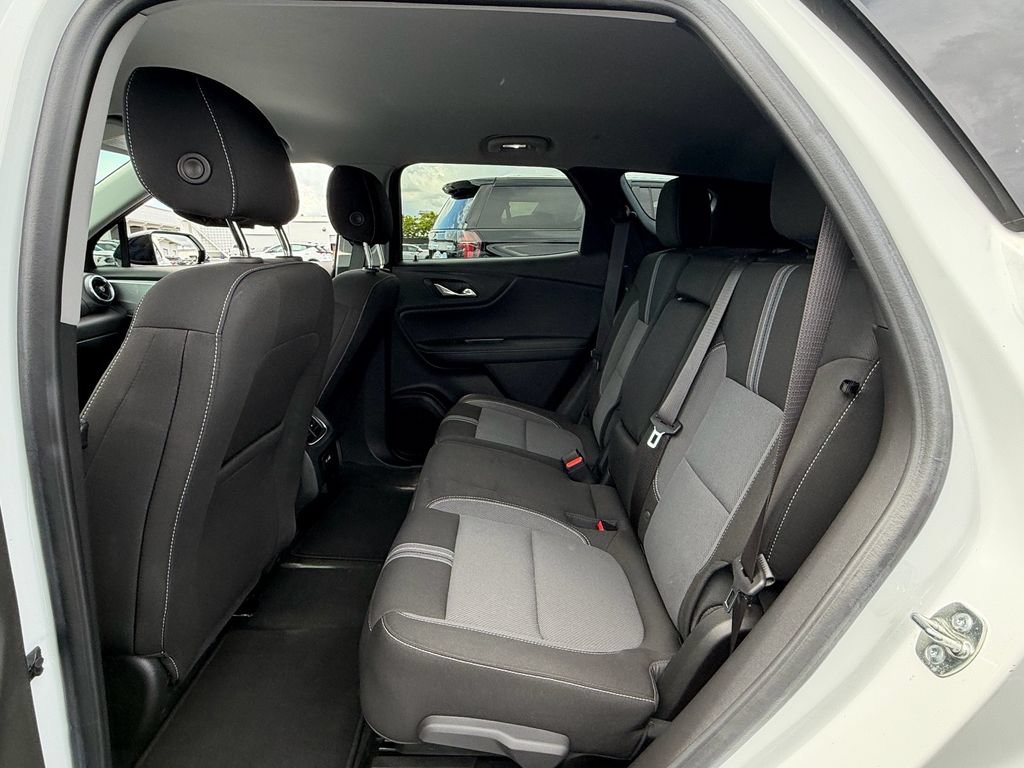 Certified 2023 Chevrolet Blazer LT w/ Convenience Package FWD image 11