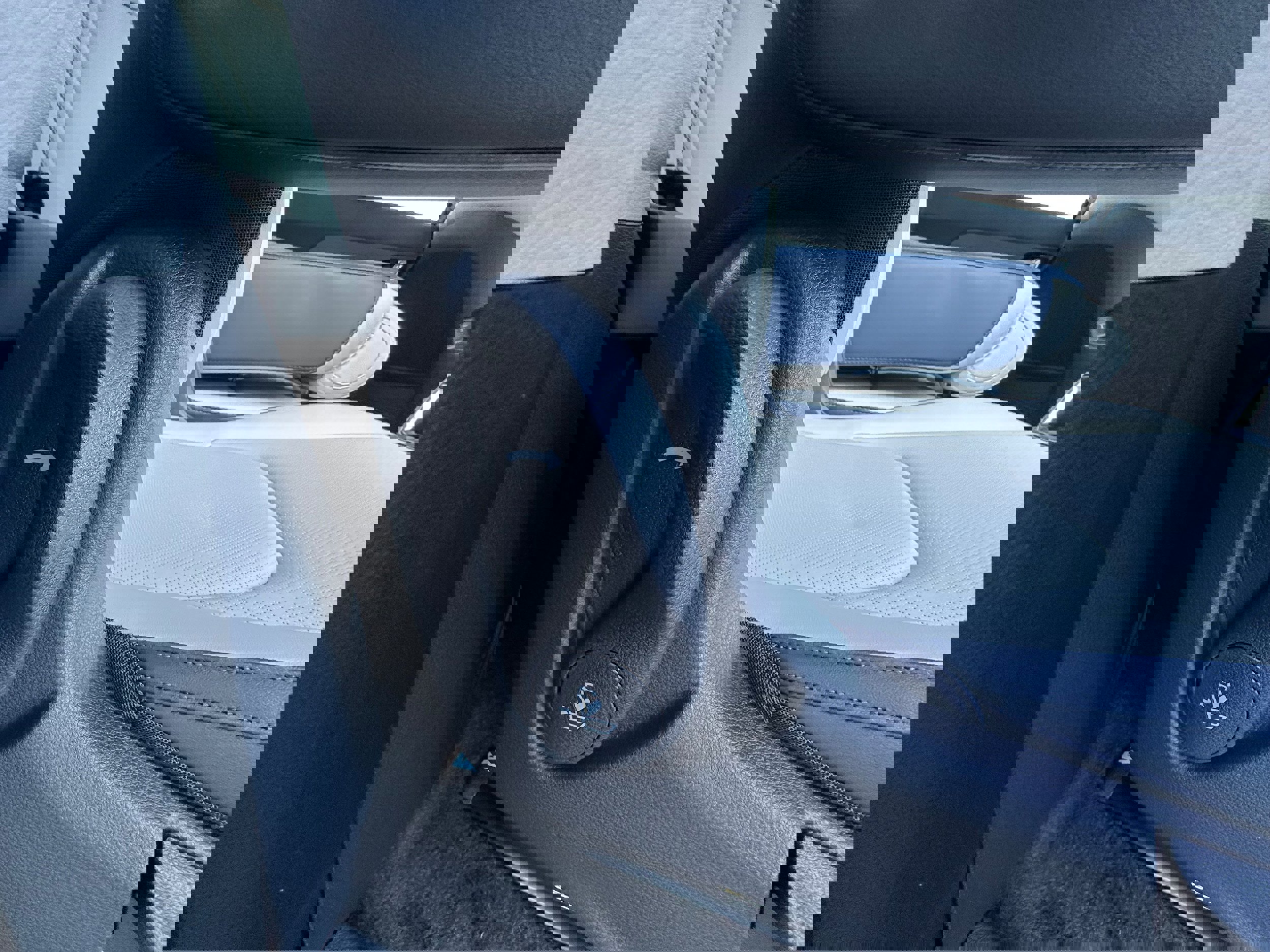 New 2026 Kia Carnival EX image 26