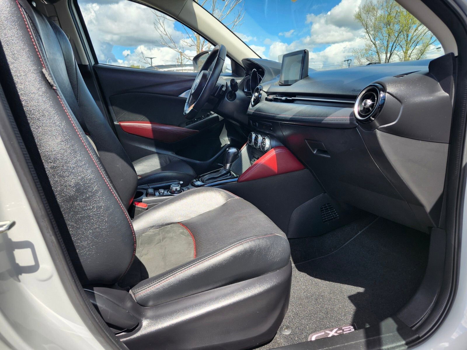 Used 2018 MAZDA CX-3 Grand Touring image 11