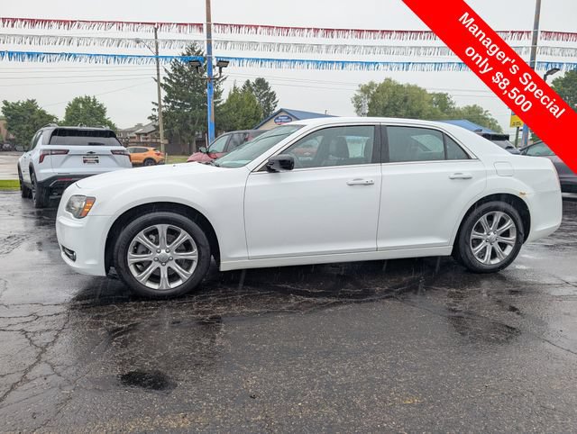 Used 2013 Chrysler 300 S AWD/4WD image 4