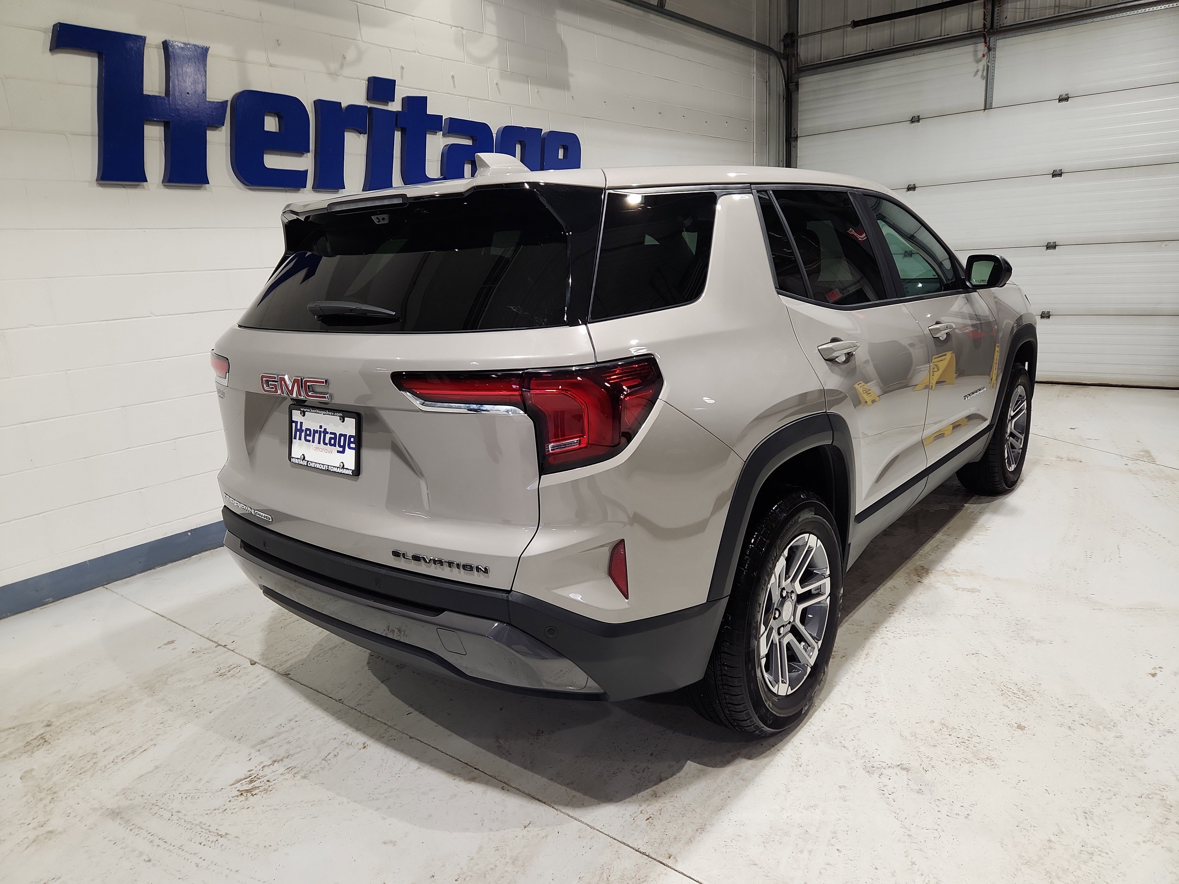 Used 2026 GMC Terrain Elevation w/ Technology Package II image 27