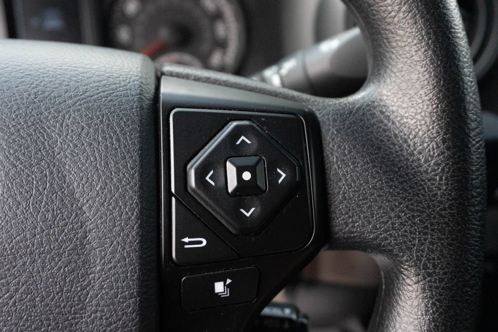 Used 2023 Toyota Tacoma SR AWD/4WD image 19