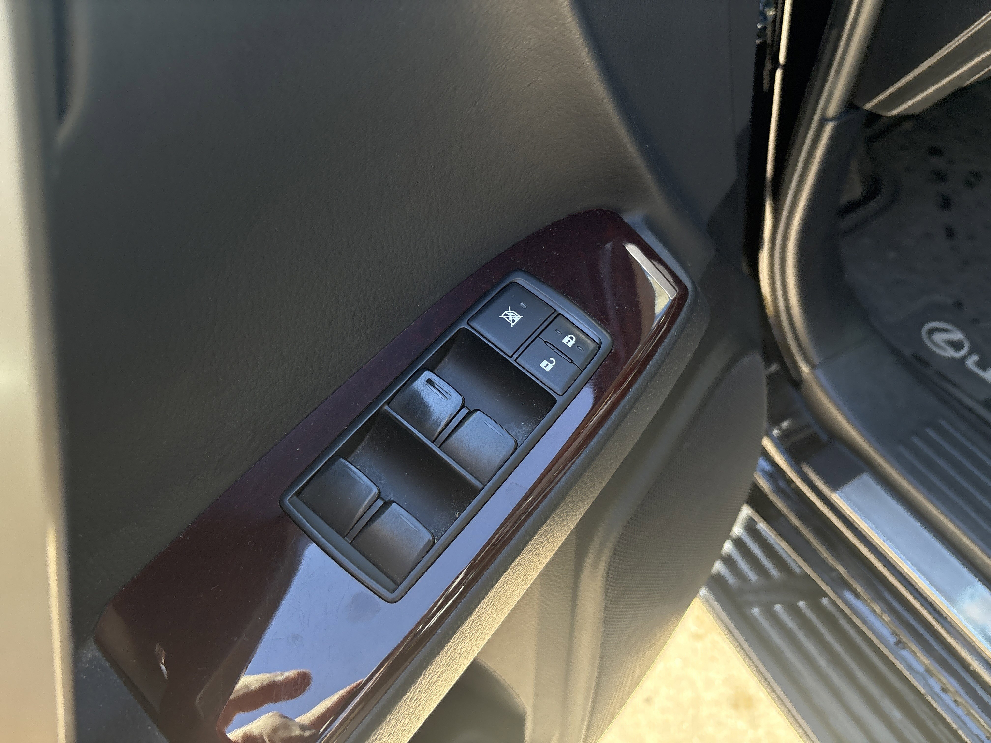 Used 2015 Lexus GX 460 Luxury AWD/4WD image 15